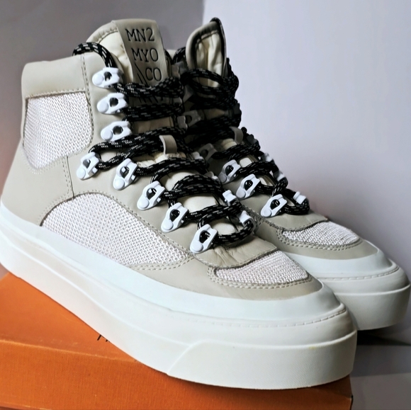 Miz Mooz Alpyne Sneakers Women's Size 7.5 Cream Medium/High.- New with box. - Picture 7 of 13